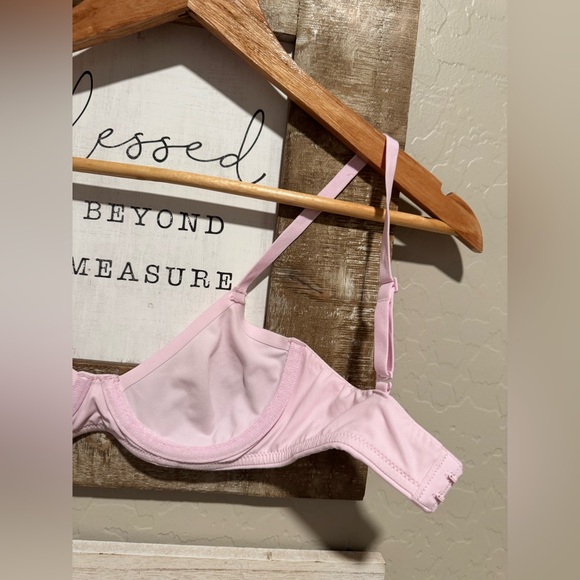 Skims fits everybody unlined demi bra in cherry blossom sz 30A - Picture 8 of 8